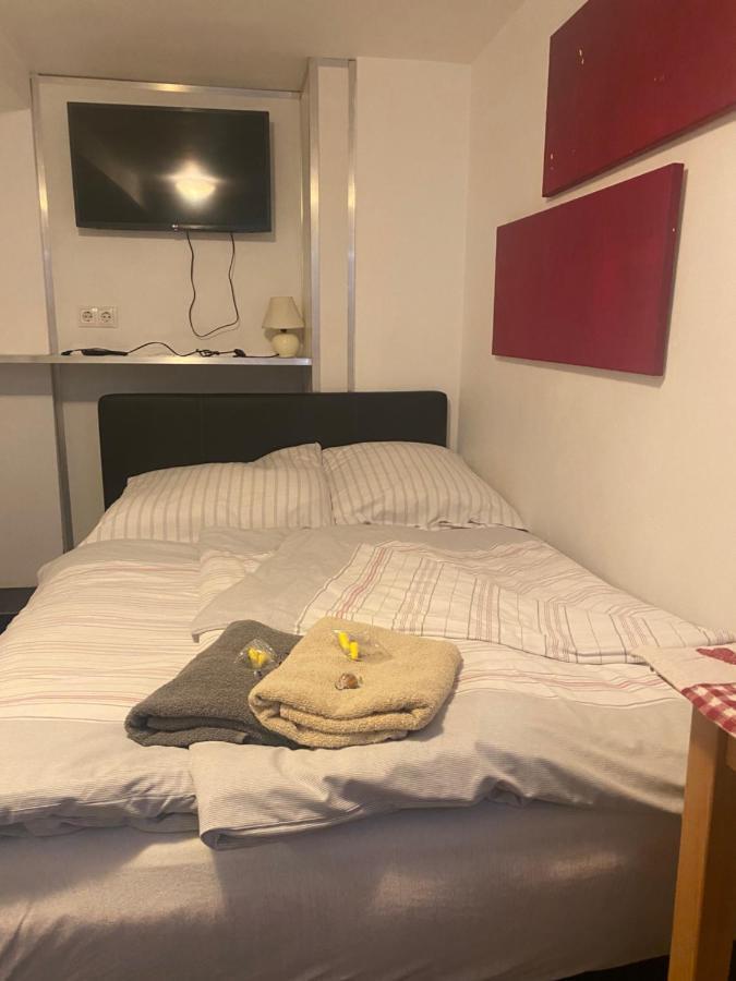 Hostel Villa Viva เบรเกนซ์ ภายนอก รูปภาพ